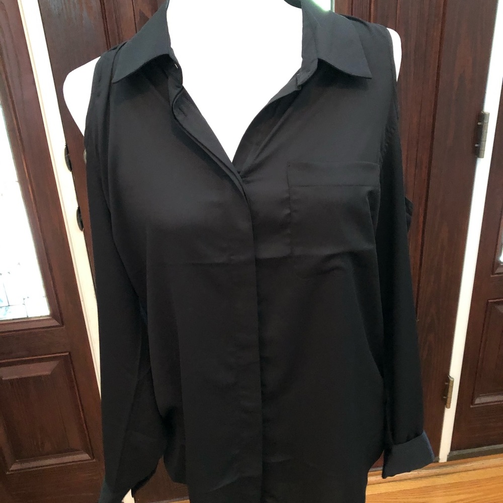 Boston Proper Cold Shoulder Top